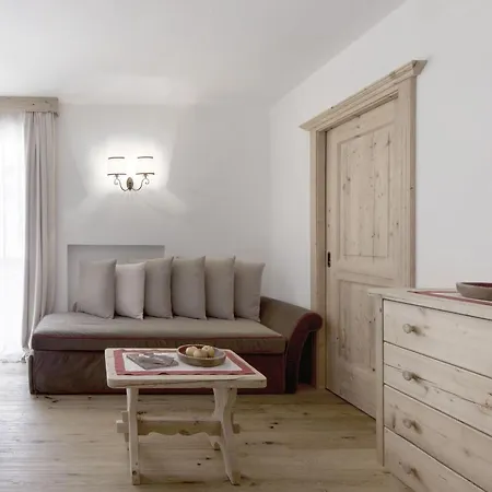 Hotel Tyrol 4*