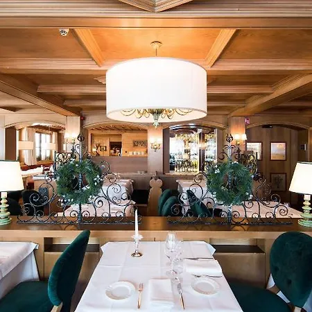 Tyrol Hotel 4*
