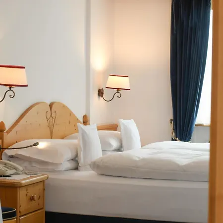 Tyrol Hotel 4*