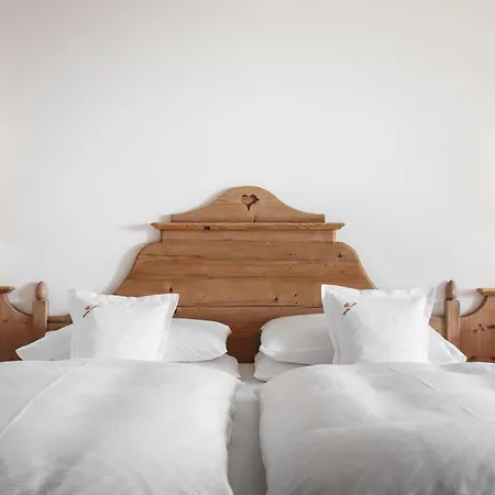 Hotel Tyrol