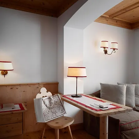 Hotel Tyrol