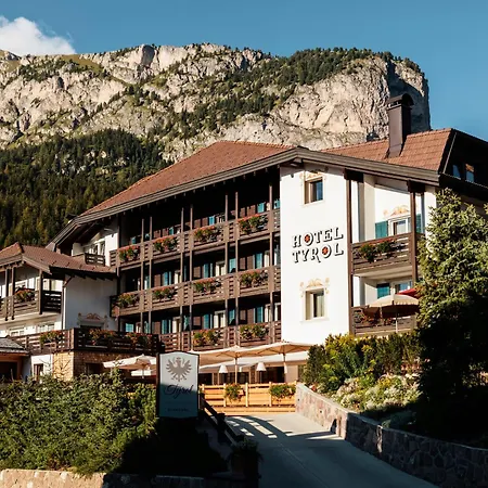 Tyrol Hotel