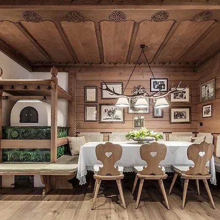 Hotel Tyrol
